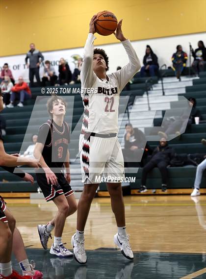 Thumbnail 3 in Butler vs Nation Ford (at Independence) photogallery.