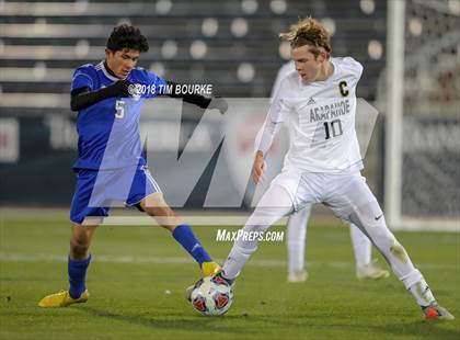 Thumbnail 2 in Arapahoe vs. Grandview (CHSAA 5A Final) photogallery.