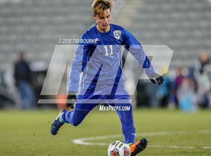 Thumbnail 3 in Arapahoe vs. Grandview (CHSAA 5A Final) photogallery.