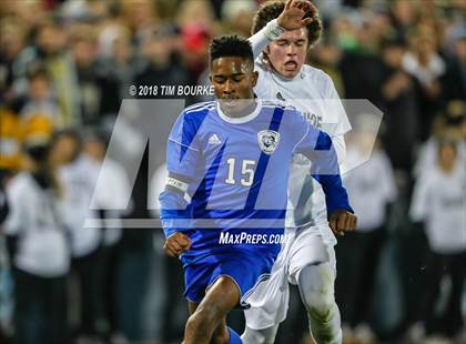 Thumbnail 1 in Arapahoe vs. Grandview (CHSAA 5A Final) photogallery.