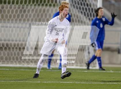 Thumbnail 1 in Arapahoe vs. Grandview (CHSAA 5A Final) photogallery.