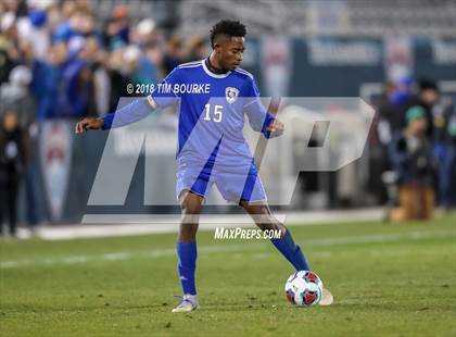 Thumbnail 2 in Arapahoe vs. Grandview (CHSAA 5A Final) photogallery.