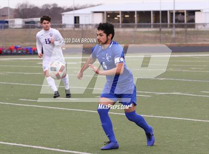 Thumbnail 2 in Pearce vs. Lakeview Centennial (Forney Invitational) photogallery.