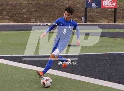 Thumbnail 3 in Pearce vs. Lakeview Centennial (Forney Invitational) photogallery.