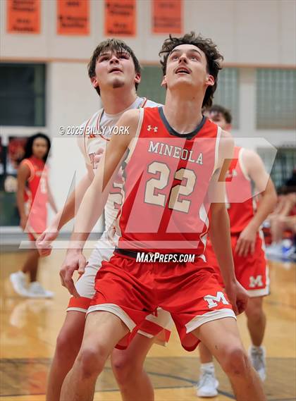 Thumbnail 3 in Grand Saline vs Mineola photogallery.