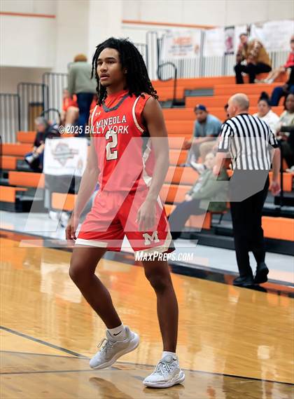 Thumbnail 2 in Grand Saline vs Mineola photogallery.