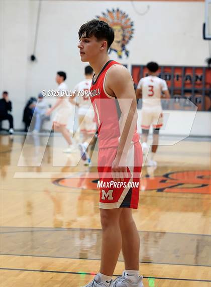 Thumbnail 3 in Grand Saline vs Mineola photogallery.