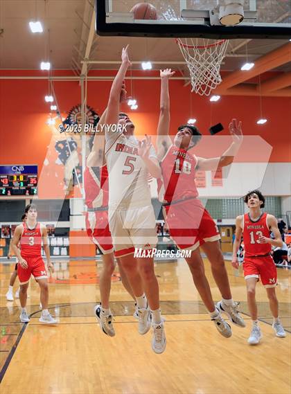 Thumbnail 3 in Grand Saline vs Mineola photogallery.