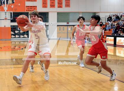 Thumbnail 1 in Grand Saline vs Mineola photogallery.