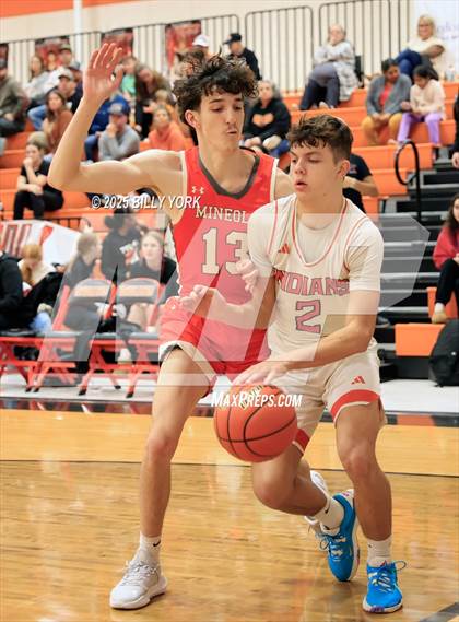 Thumbnail 1 in Grand Saline vs Mineola photogallery.