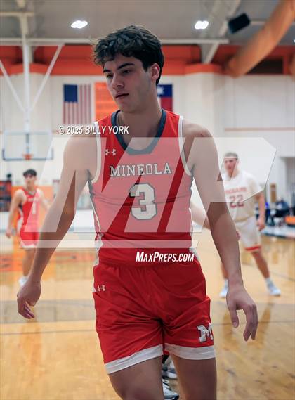 Thumbnail 2 in Grand Saline vs Mineola photogallery.
