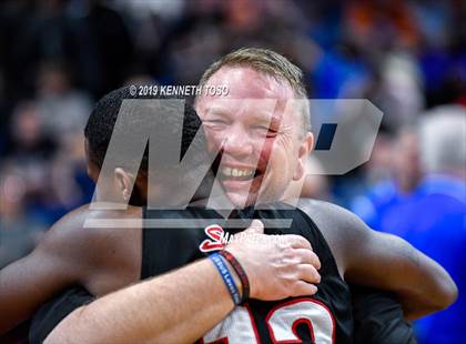 Thumbnail 2 in Gruver vs. Shelbyville (UIL 2A Final) photogallery.