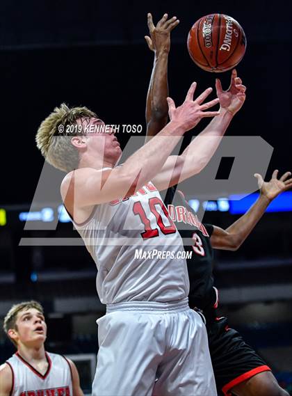 Thumbnail 2 in Gruver vs. Shelbyville (UIL 2A Final) photogallery.