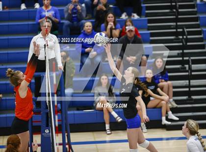 Thumbnail 3 in Erie @ Broomfield photogallery.