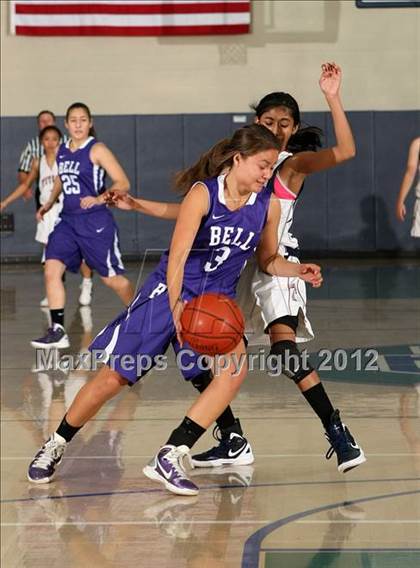 Thumbnail 2 in Bell vs. Tesoro (So Cal Holiday  Prep Classic) photogallery.