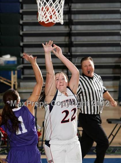 Thumbnail 1 in Bell vs. Tesoro (So Cal Holiday  Prep Classic) photogallery.