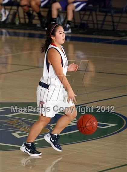 Thumbnail 1 in Bell vs. Tesoro (So Cal Holiday  Prep Classic) photogallery.