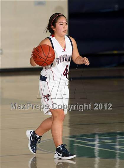 Thumbnail 1 in Bell vs. Tesoro (So Cal Holiday  Prep Classic) photogallery.