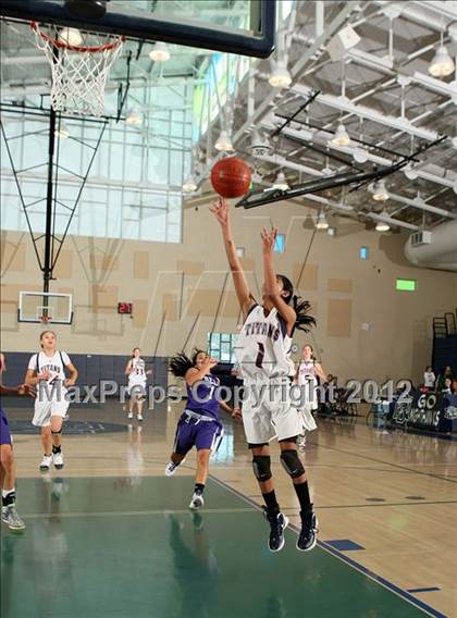 Thumbnail 2 in Bell vs. Tesoro (So Cal Holiday  Prep Classic) photogallery.