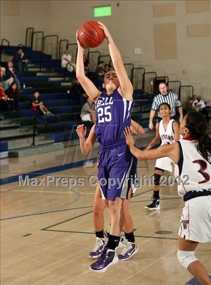 Thumbnail 2 in Bell vs. Tesoro (So Cal Holiday  Prep Classic) photogallery.
