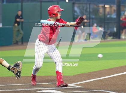 Thumbnail 2 in Bridge City vs. Salado (UIL Baseball 4A D2 Regional Final) photogallery.