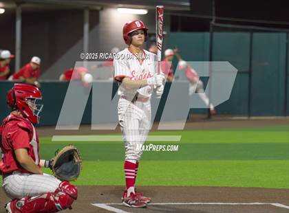 Thumbnail 2 in Bridge City vs. Salado (UIL Baseball 4A D2 Regional Final) photogallery.