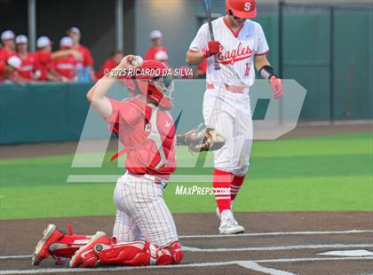 Thumbnail 2 in Bridge City vs. Salado (UIL Baseball 4A D2 Regional Final) photogallery.