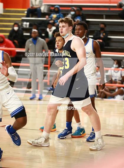 Thumbnail 2 in Campbell Hall vs  Crenshaw (The Beverly Hills Basketball Tournament) photogallery.