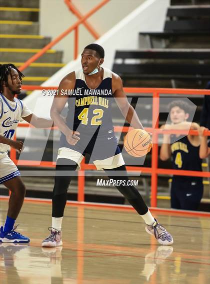 Thumbnail 3 in Campbell Hall vs  Crenshaw (The Beverly Hills Basketball Tournament) photogallery.