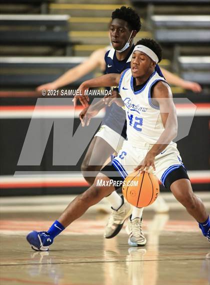Thumbnail 1 in Campbell Hall vs  Crenshaw (The Beverly Hills Basketball Tournament) photogallery.