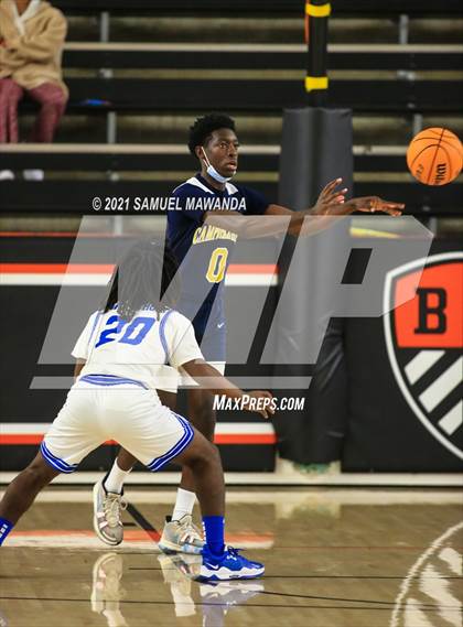 Thumbnail 3 in Campbell Hall vs  Crenshaw (The Beverly Hills Basketball Tournament) photogallery.