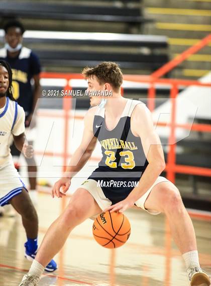Thumbnail 2 in Campbell Hall vs  Crenshaw (The Beverly Hills Basketball Tournament) photogallery.