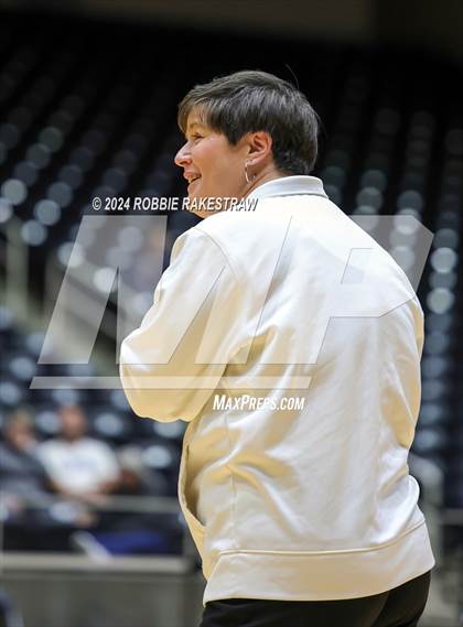 Thumbnail 3 in Cedar Park @ Wakeland (UIL 5A Volleyball Division II Final) photogallery.