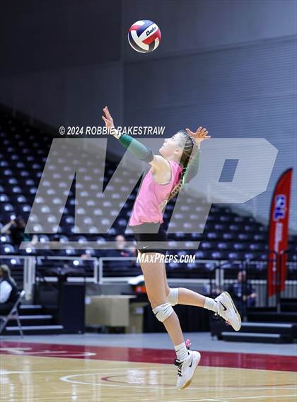 Thumbnail 2 in Cedar Park @ Wakeland (UIL 5A Volleyball Division II Final) photogallery.
