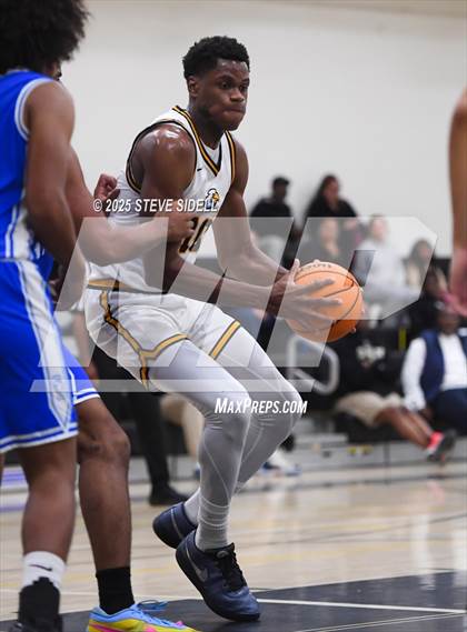 Thumbnail 3 in San Diego vs. Rancho Christian photogallery.