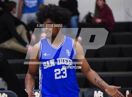 Thumbnail 2 in San Diego vs. Rancho Christian photogallery.