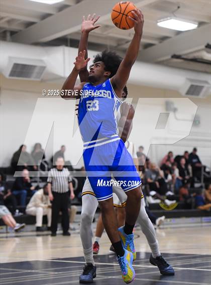 Thumbnail 1 in San Diego vs. Rancho Christian photogallery.