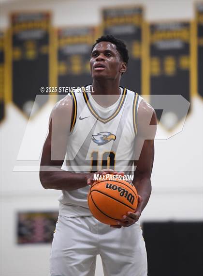 Thumbnail 3 in San Diego vs. Rancho Christian photogallery.