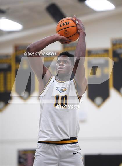 Thumbnail 1 in San Diego vs. Rancho Christian photogallery.