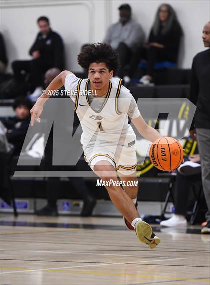 Thumbnail 3 in San Diego vs. Rancho Christian photogallery.