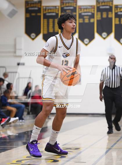 Thumbnail 2 in San Diego vs. Rancho Christian photogallery.