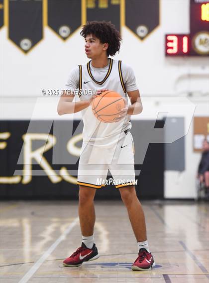 Thumbnail 1 in San Diego vs. Rancho Christian photogallery.