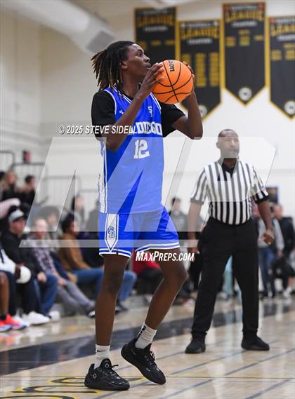 Thumbnail 3 in San Diego vs. Rancho Christian photogallery.