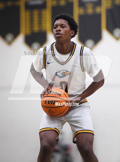 Thumbnail 2 in San Diego vs. Rancho Christian photogallery.