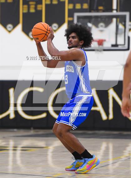 Thumbnail 3 in San Diego vs. Rancho Christian photogallery.