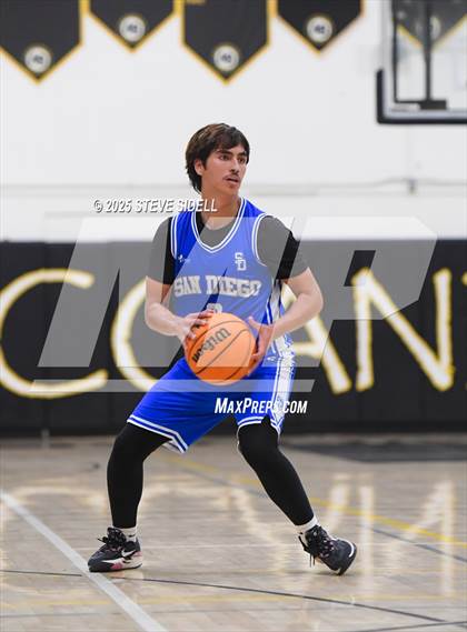 Thumbnail 2 in San Diego vs. Rancho Christian photogallery.