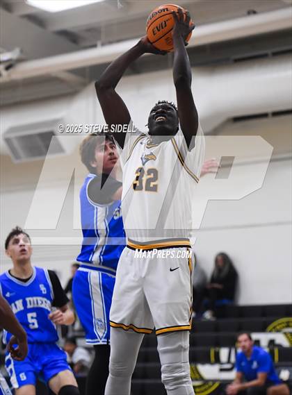 Thumbnail 2 in San Diego vs. Rancho Christian photogallery.