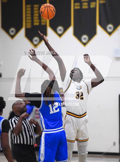 Thumbnail 3 in San Diego vs. Rancho Christian photogallery.