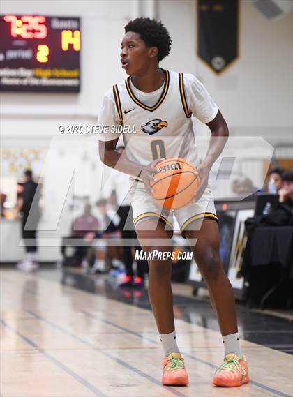 Thumbnail 2 in San Diego vs. Rancho Christian photogallery.