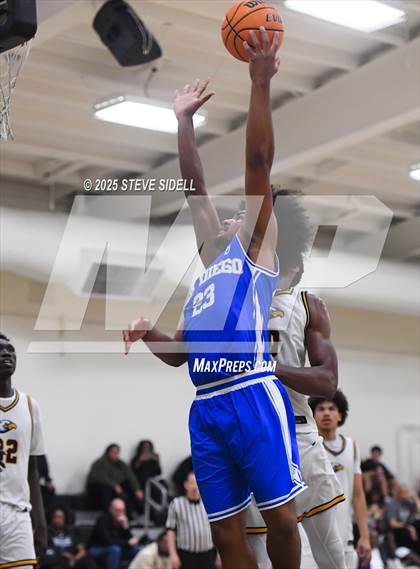 Thumbnail 2 in San Diego vs. Rancho Christian photogallery.